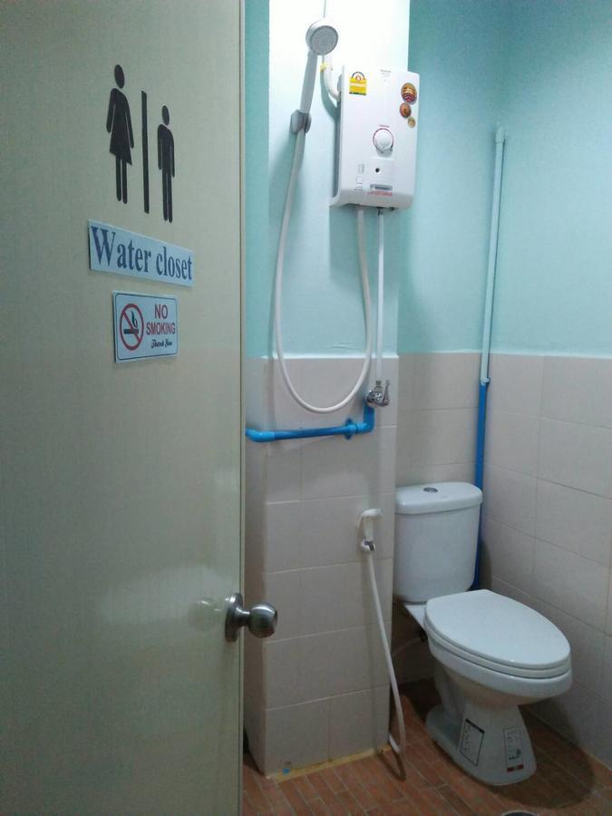 My Little Home Hostel Bangkok Esterno foto