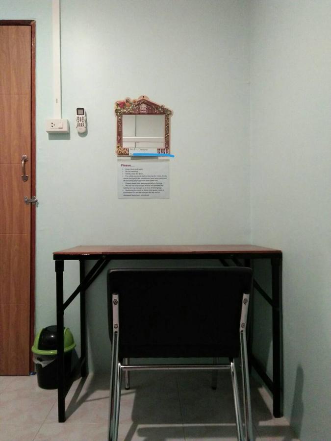 My Little Home Hostel Bangkok Esterno foto